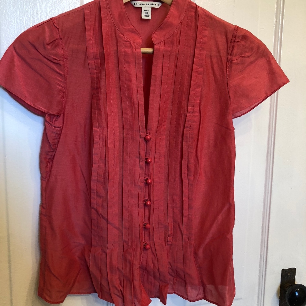 Banana Republic - Beautiful Silk/Cotton Blouse